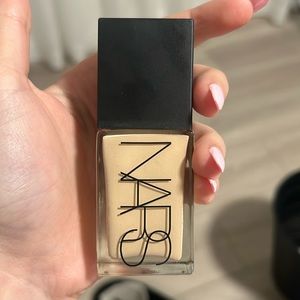 NARS Light Reflecting Advanced Skincare Foundation